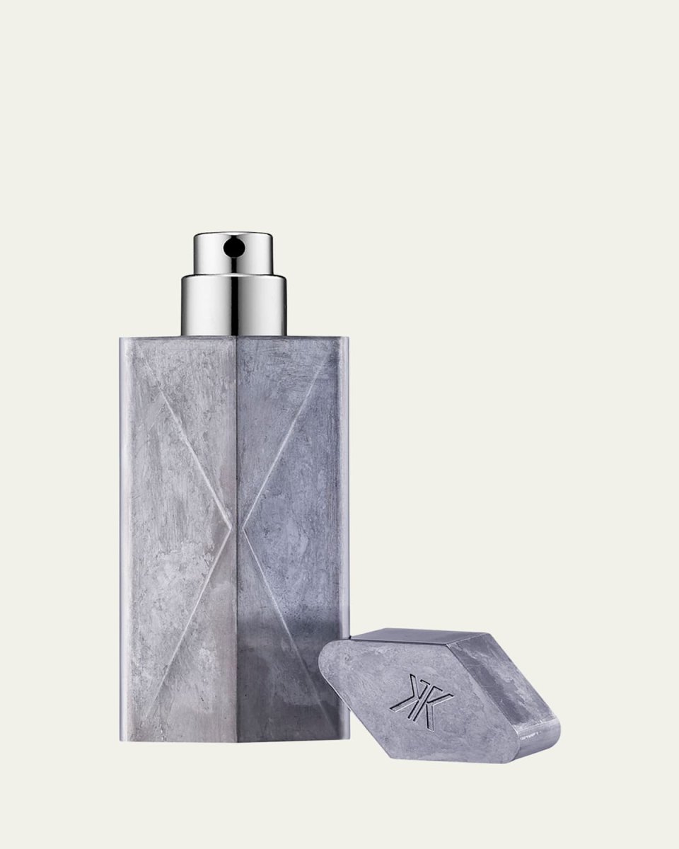 0.37 oz. Globe Trotter Zinc Edition Travel Spray Case